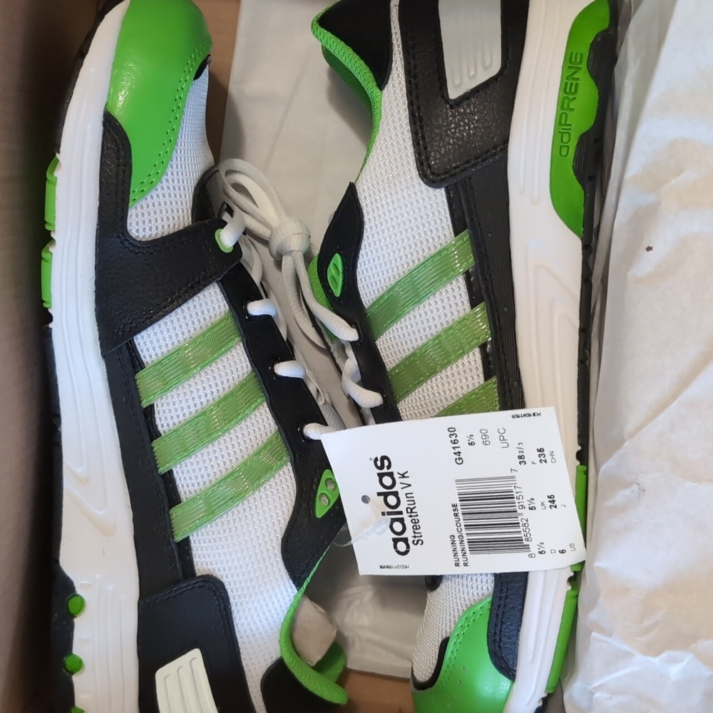 ADIDAS STREET RUN VK Size 6